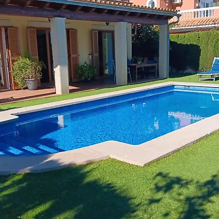 Puerto Adriano Villa